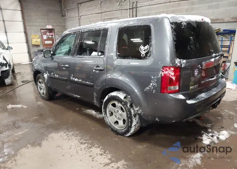 2015 Honda Pilot Lx z USA, uszkodzony, nr VIN 5FNYF4H27FB018052